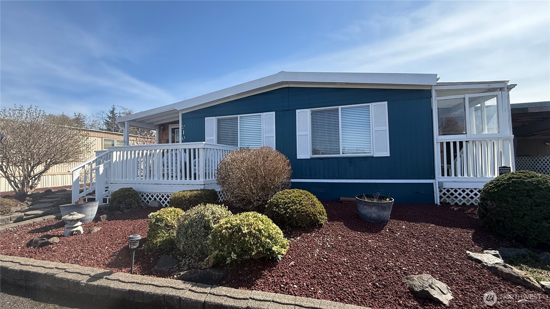 210 Ho Hum Lane Aberdeen, WA 98520 - Photo 2 of 32