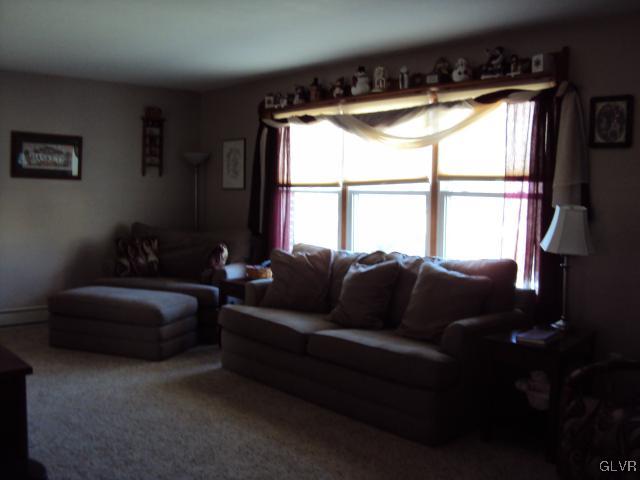 2943 Center Road Northampton, PA 18067 - Photo 4 of 20 Gallery Image 4