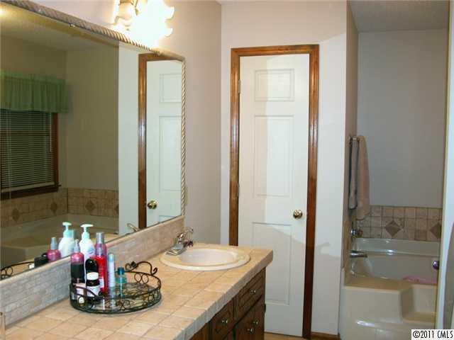 92 Traywick Road Peachland, NC 28133 - Photo 7 of 13 Gallery Image 7