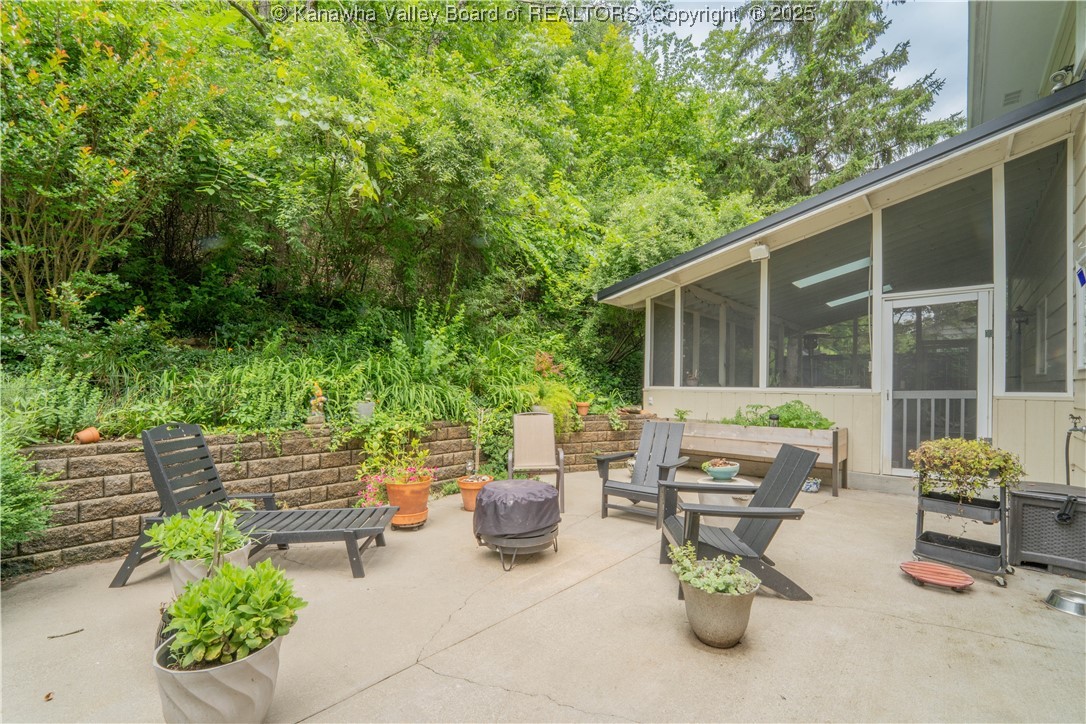 1418 Sweetbrier Road Charleston, WV 25314 - Photo 41 of 46 Gallery Image 41