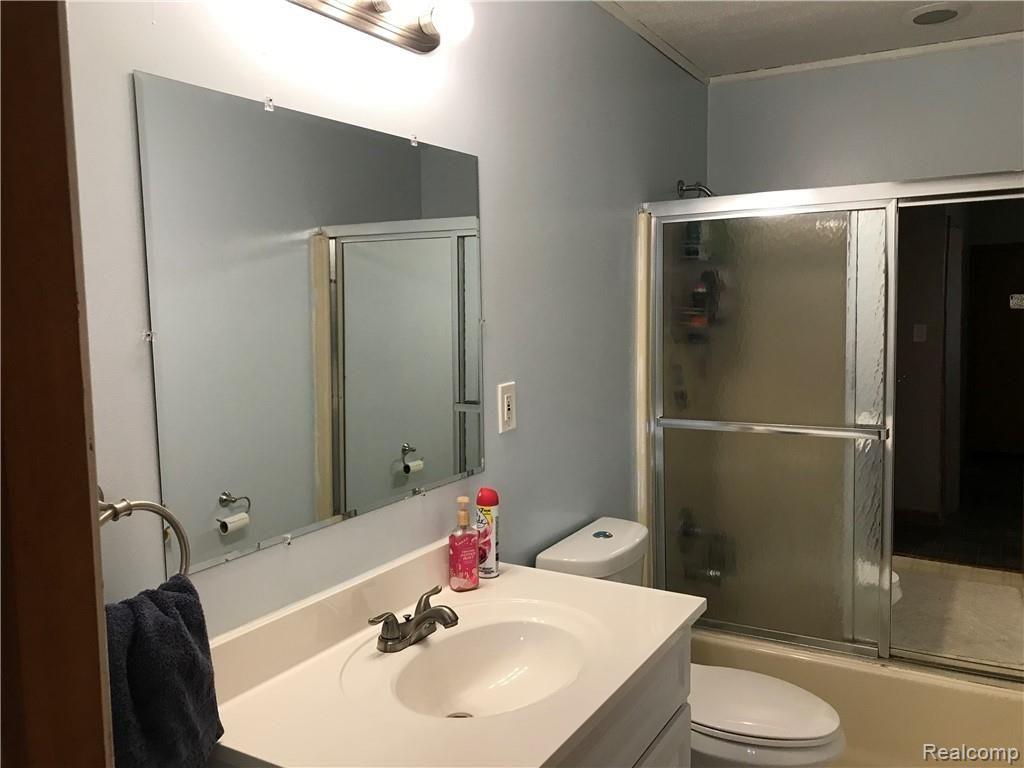 26224 Wick Road Taylor, MI 48180 - Photo 13 of 14