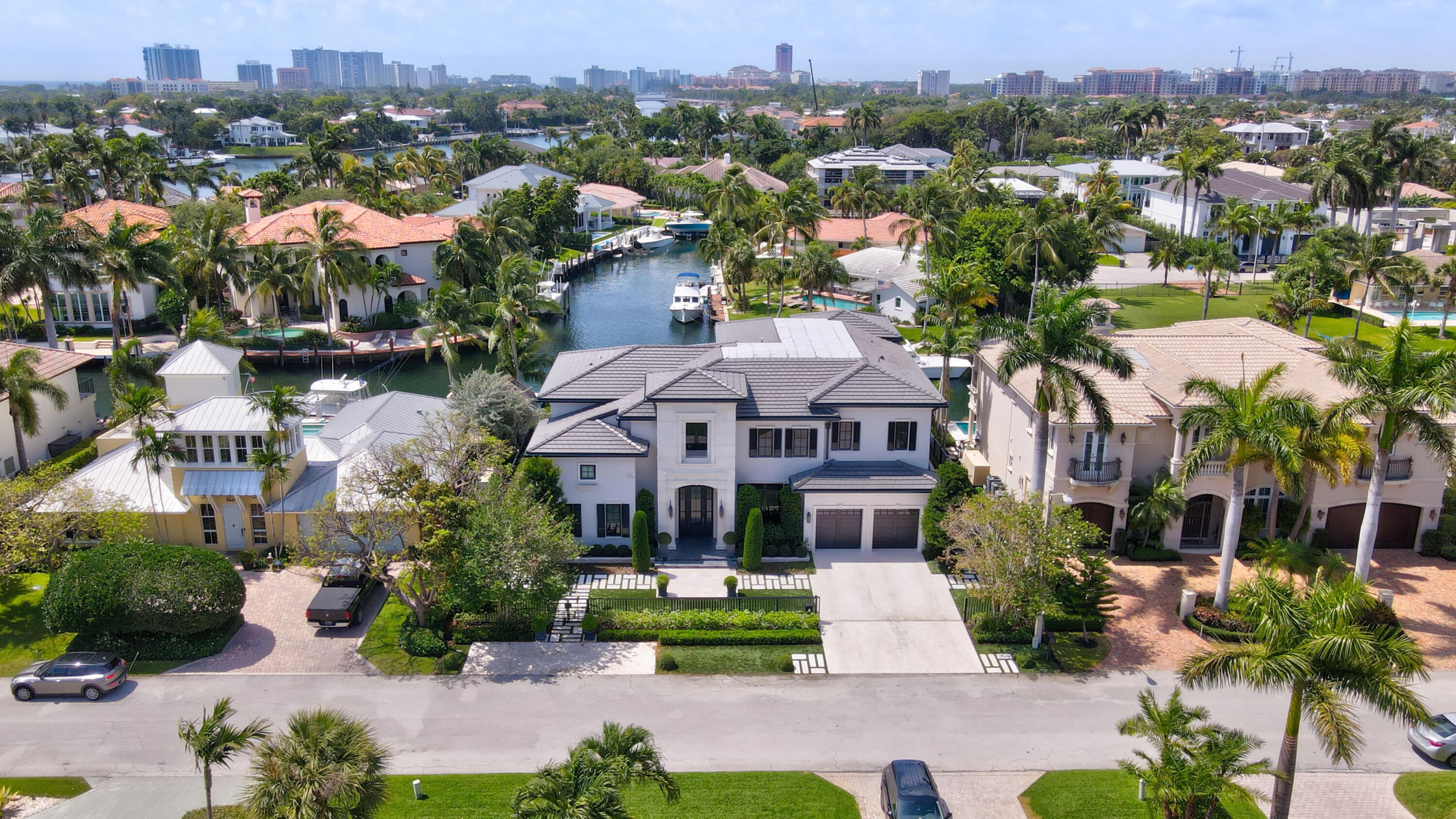 550 Golden Harbour Drive Boca Raton, FL 33432 - Photo 3 of 109 Front Exterior