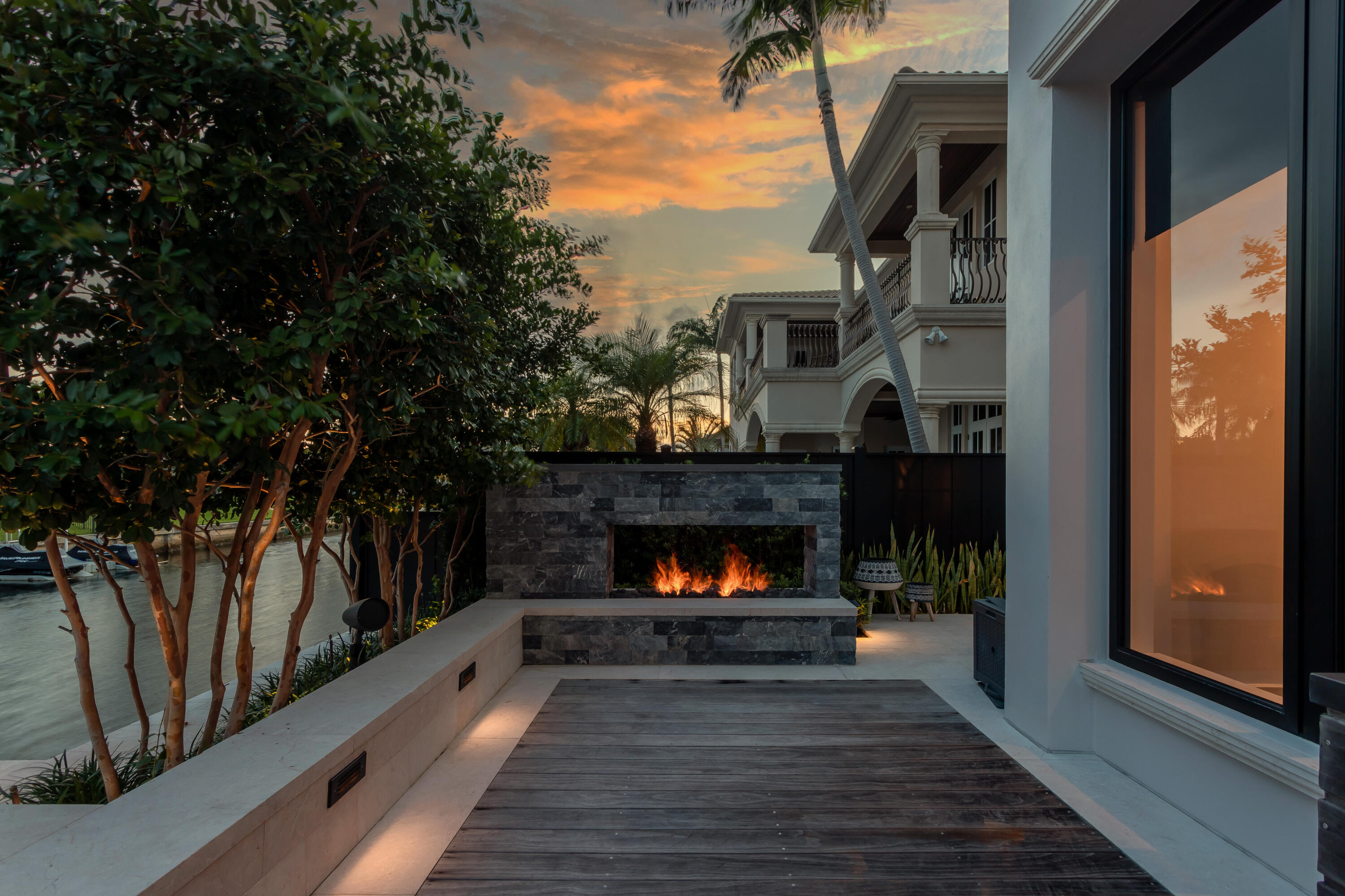 550 Golden Harbour Drive Boca Raton, FL 33432 - Photo 99 of 109 Twilight - Rear - Exterior