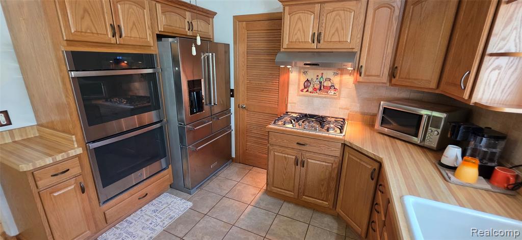 14062 Sanford Road Addison, MI 49220 - Photo 12 of 61