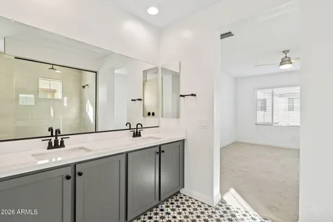 $709,900 | 6425 North 17th Street, Phoenix, AZ 85016