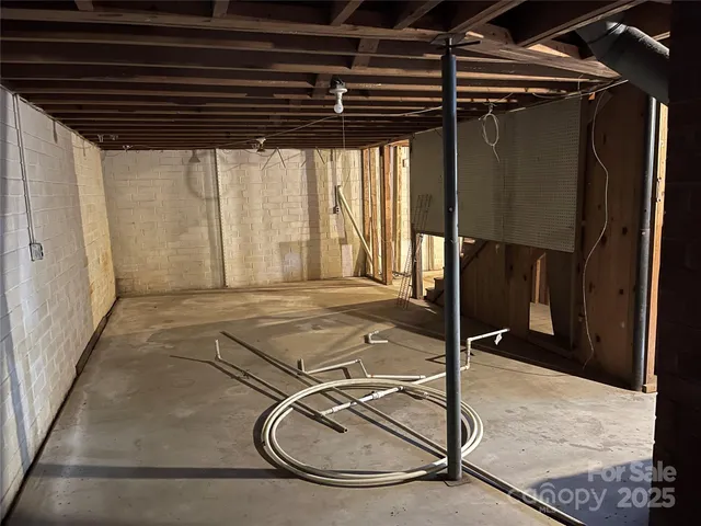 $429,900 | 8725 Bringle Ferry Road, Salisbury, NC 28146