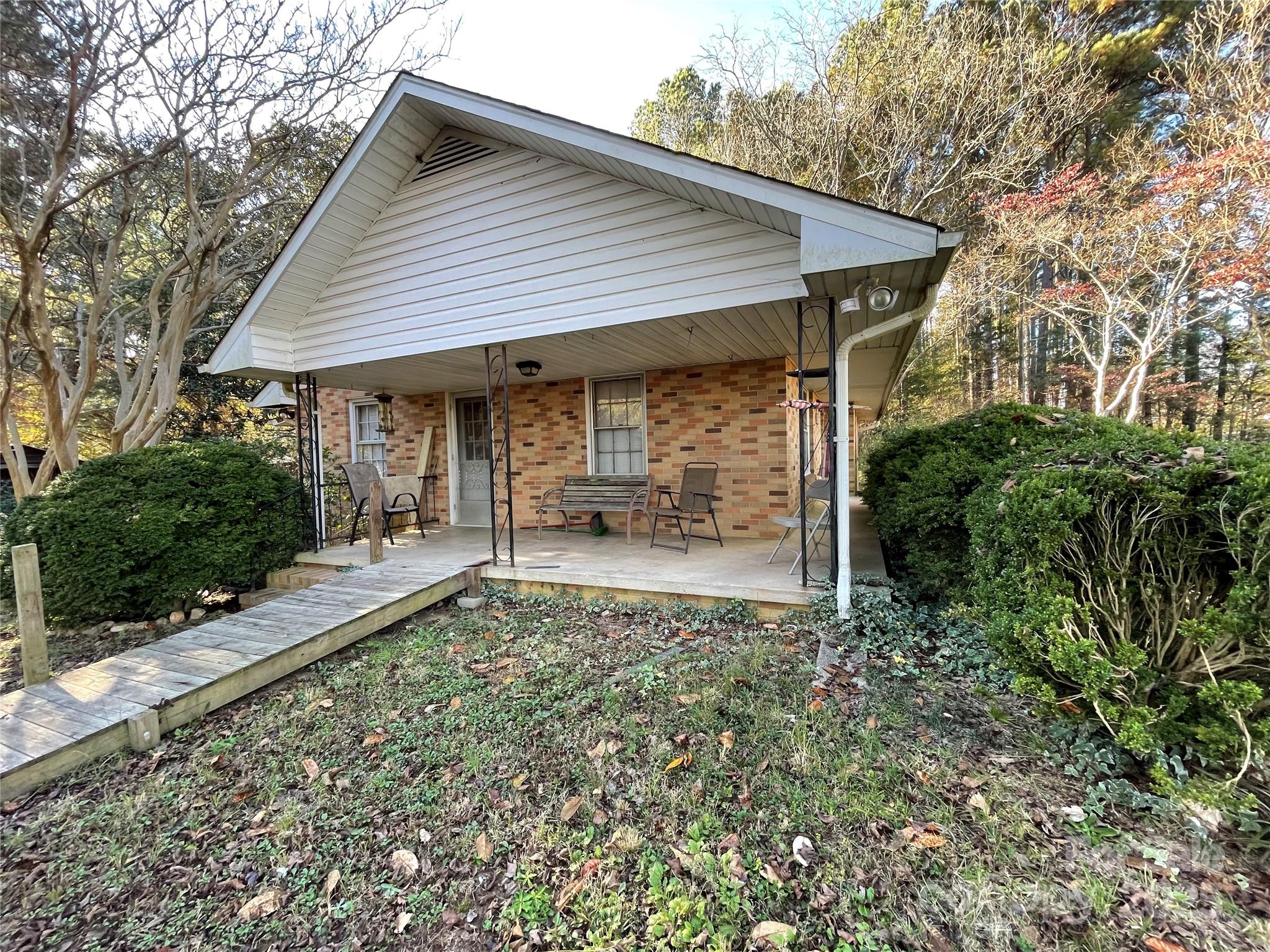 8725 Bringle Ferry Road Salisbury, NC 28146 - Photo 4 of 39