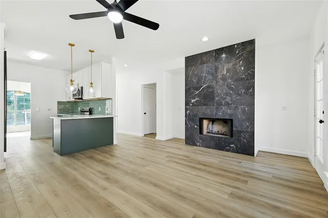 $424,990 | 1800 Hyde Park Court, Flower Mound, TX 75028