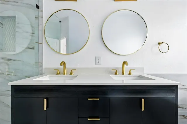 $424,990 | 1800 Hyde Park Court, Flower Mound, TX 75028