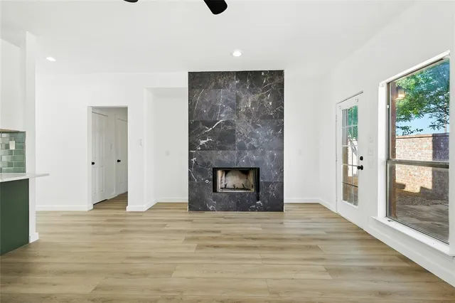 $424,990 | 1800 Hyde Park Court, Flower Mound, TX 75028