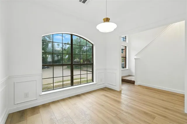 $424,990 | 1800 Hyde Park Court, Flower Mound, TX 75028