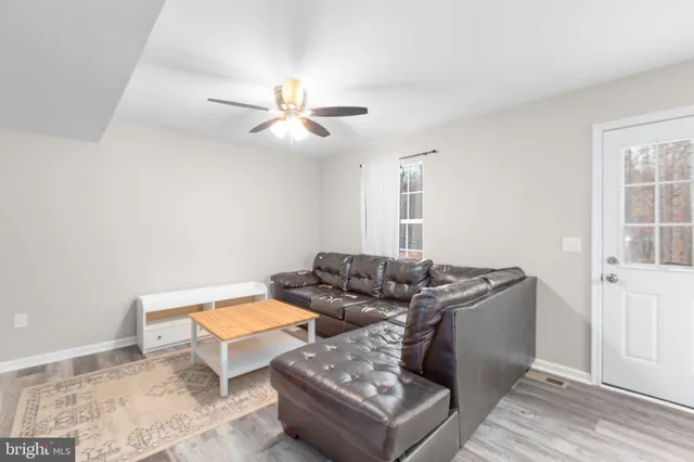 $625,000 | 86 Debbie Drive, Fredericksburg, VA 22406