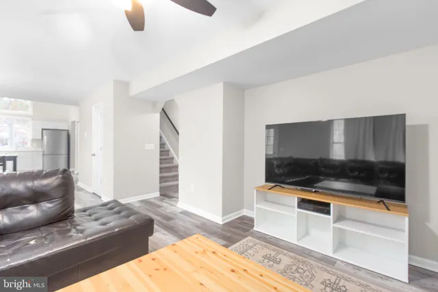 $625,000 | 86 Debbie Drive, Fredericksburg, VA 22406