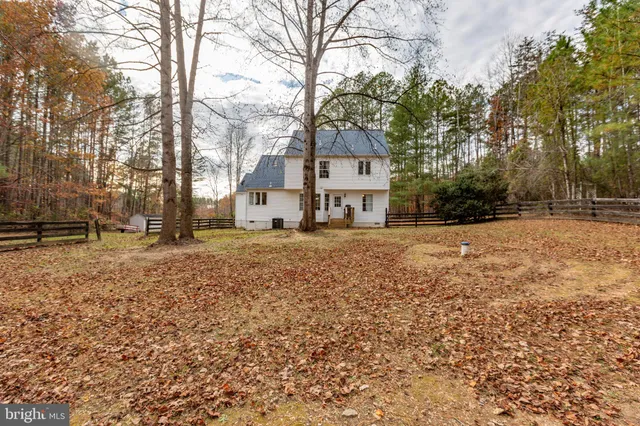$625,000 | 86 Debbie Drive, Fredericksburg, VA 22406