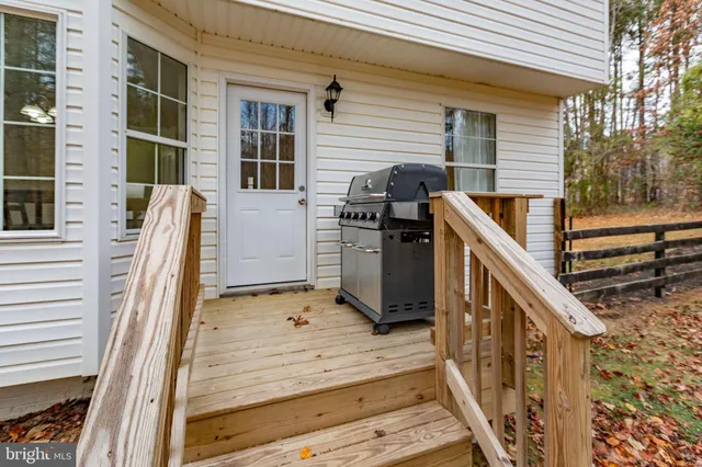 $625,000 | 86 Debbie Drive, Fredericksburg, VA 22406