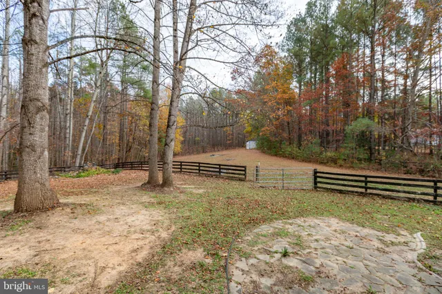 $625,000 | 86 Debbie Drive, Fredericksburg, VA 22406