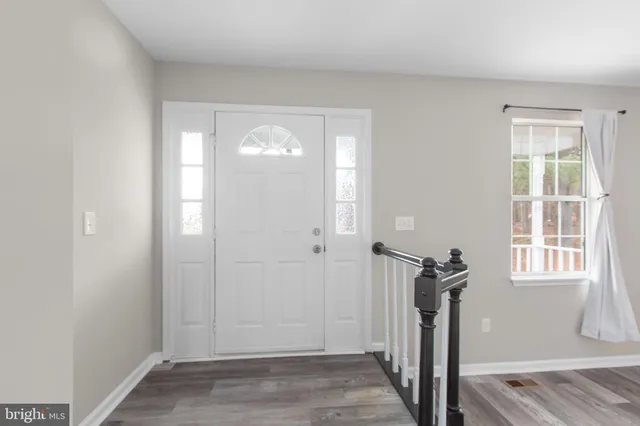 $625,000 | 86 Debbie Drive, Fredericksburg, VA 22406