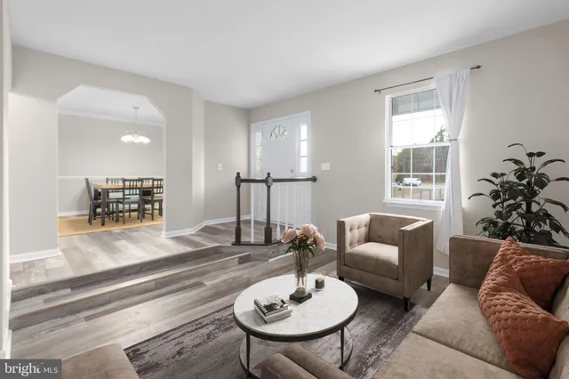 $625,000 | 86 Debbie Drive, Fredericksburg, VA 22406