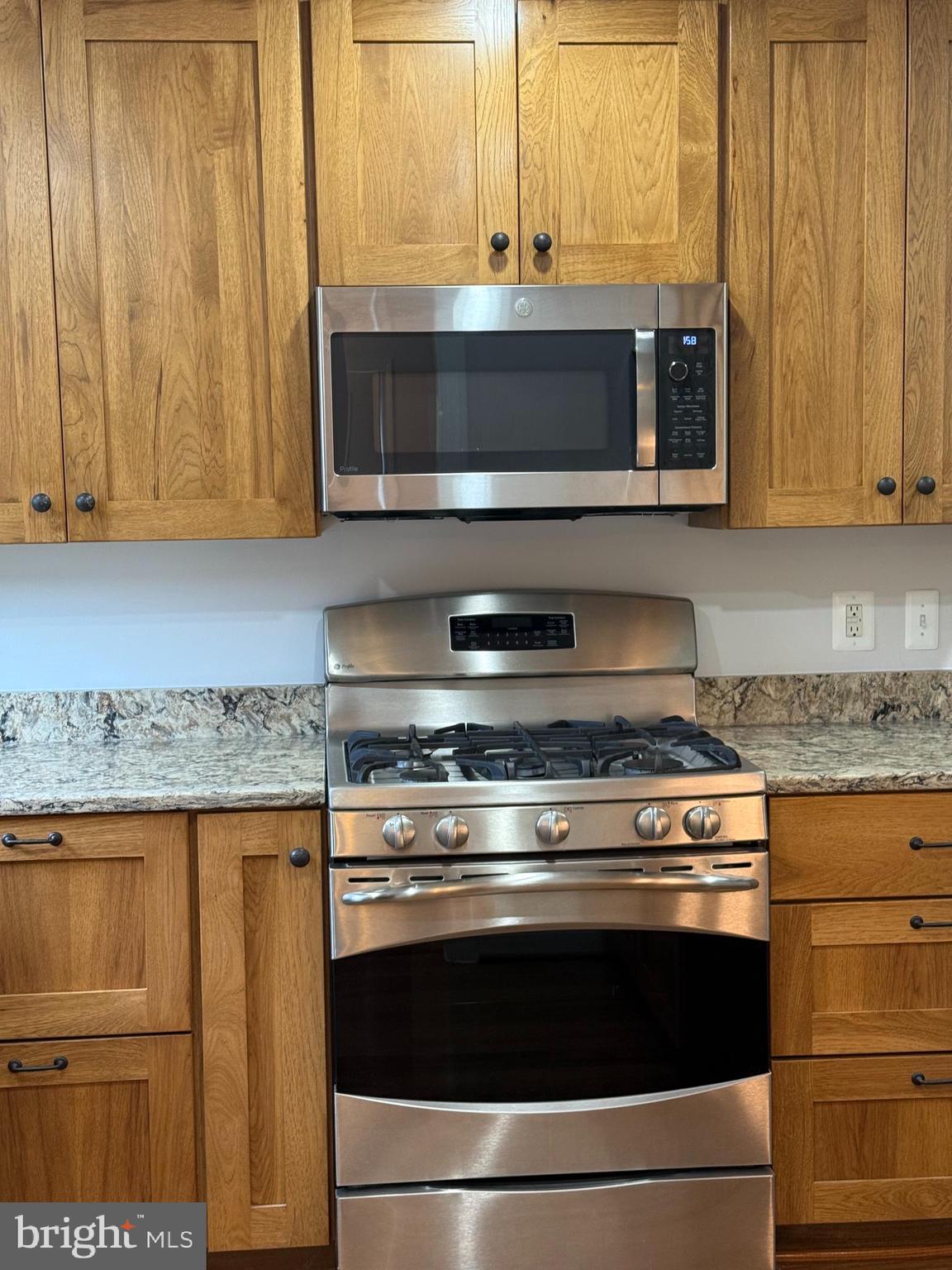 7915 Fairfax Road Alexandria, VA 22308 - Photo 4 of 21 Kitchen