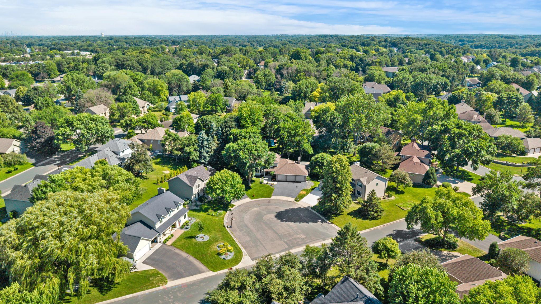 15393 Shadow Creek Road Maple Grove, MN 55311 - Photo 2 of 41 Gallery Image 2