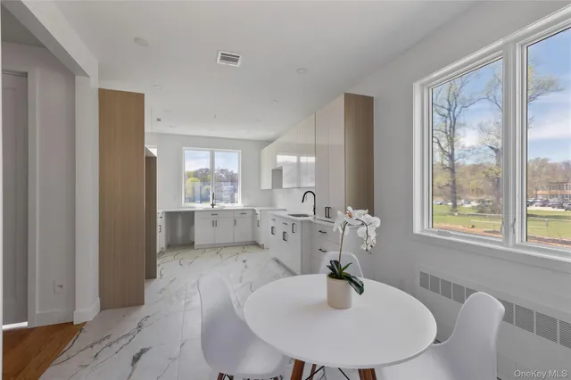 $1,125,000 | 236 Old Nyack Turnpike, Unit 202, Spring Valley, NY 10977