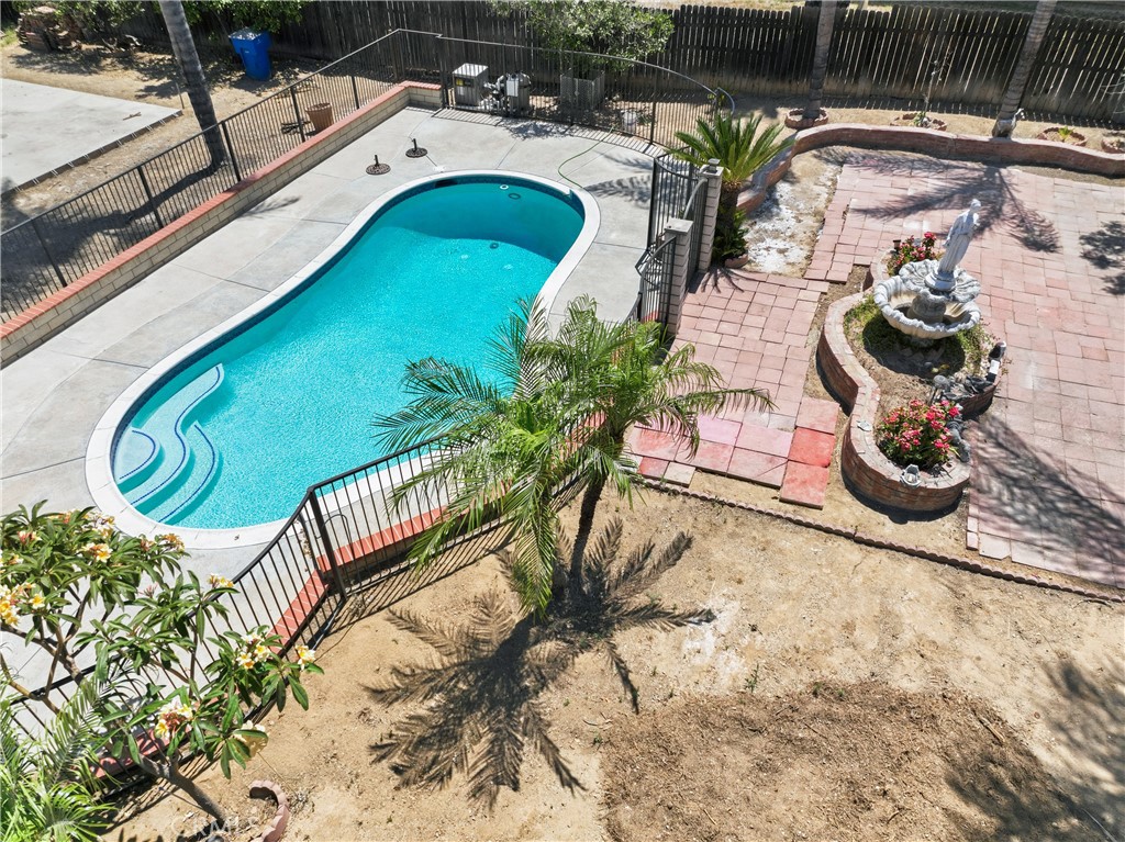 10980 Norwood Avenue Riverside, CA 92505 - Photo 7 of 38