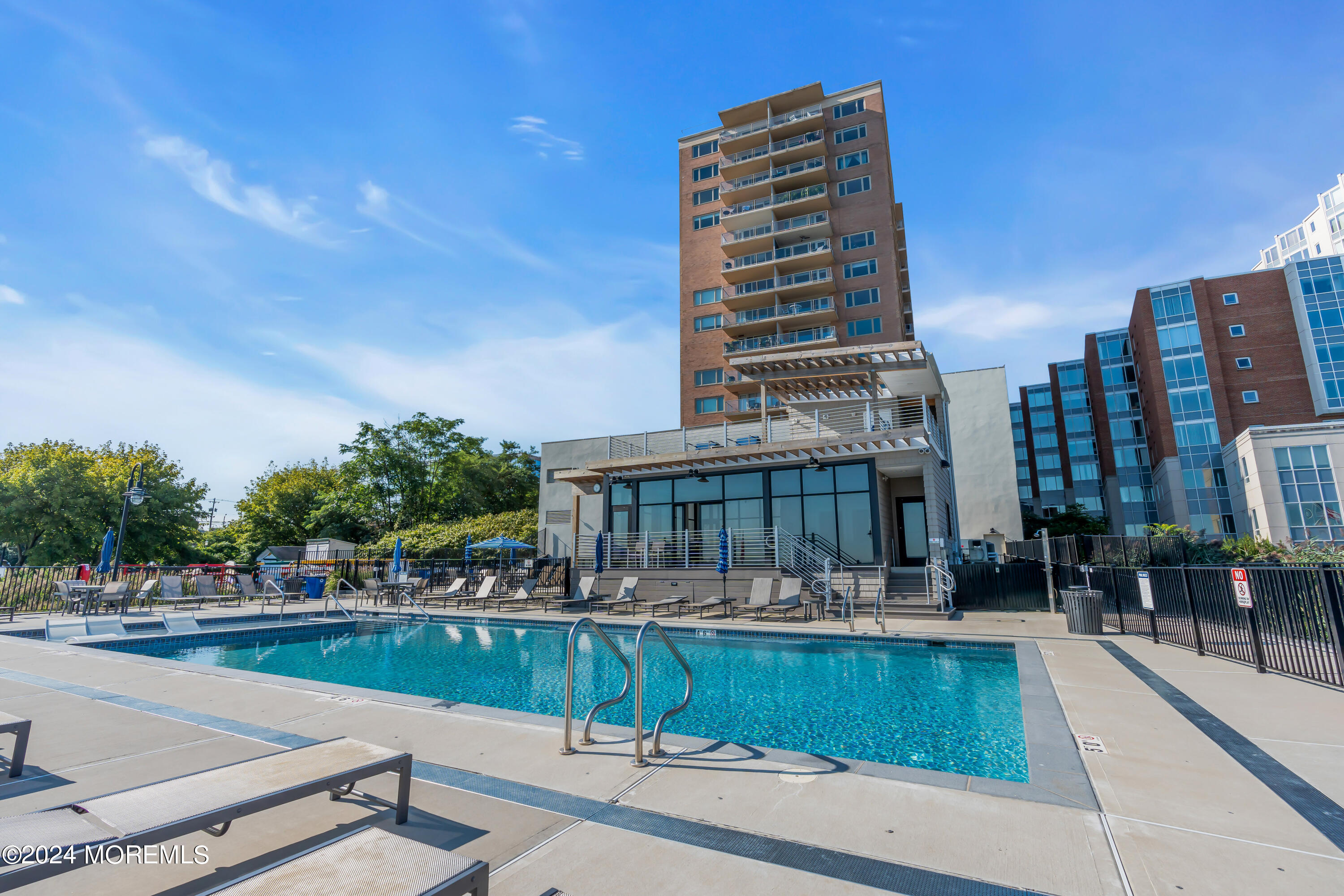 28 Riverside Avenue, Unit 5M Red Bank, NJ 07701 - Photo 22 of 34 035_dsc06509_74