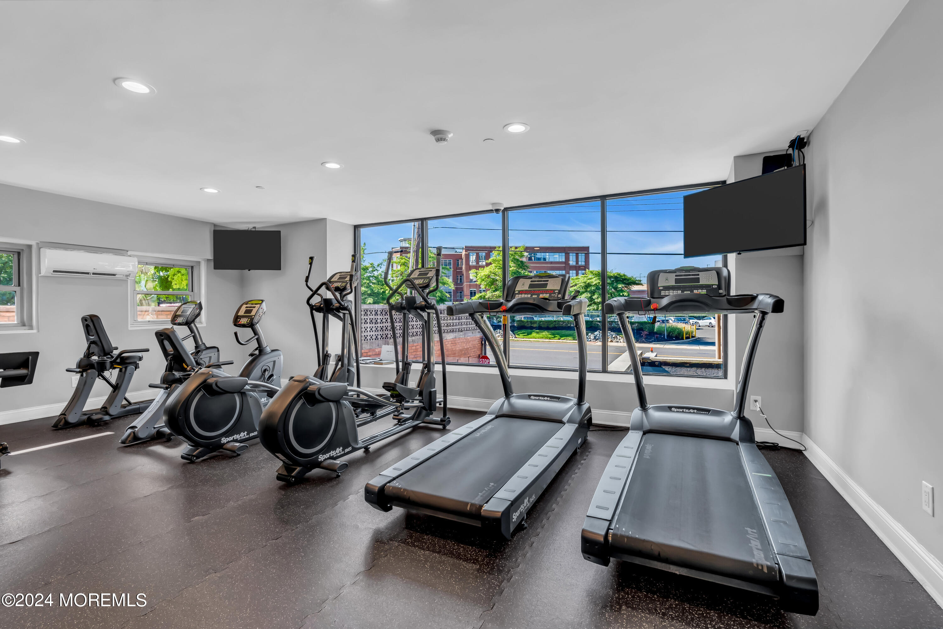 28 Riverside Avenue, Unit 5M Red Bank, NJ 07701 - Photo 32 of 34 047_dsc06544_398