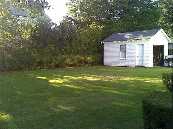 65 Governors Road Milton, MA 02186 - Photo 2 of 16