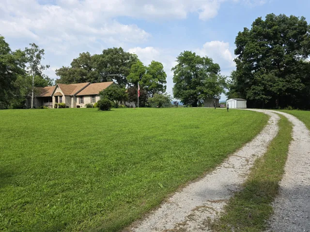 $499,900 | 3645 Prairie Plains Road, Hillsboro, TN 37342