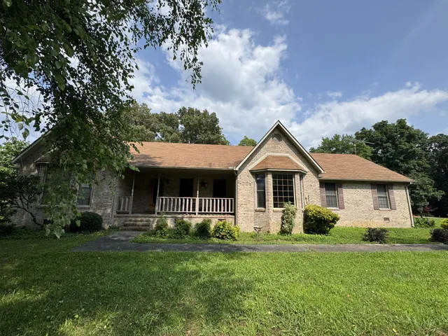 $499,900 | 3645 Prairie Plains Road, Hillsboro, TN 37342