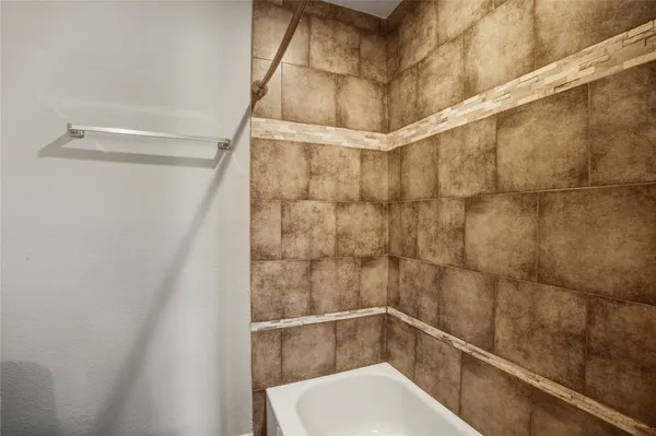 $1,650 | 1015 Prune Street, La Marque, TX 77568