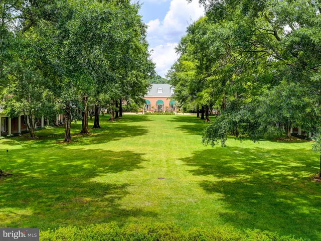 $320,000 | 402 Brightwood Club Drive, Unit 402, Lutherville-Timonium, MD 21093