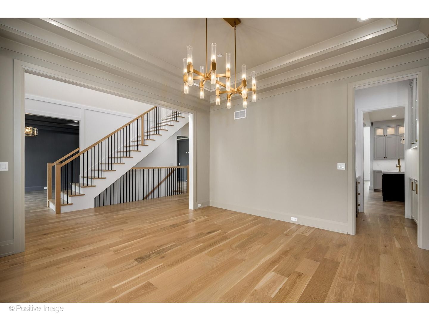 1851 Oakwood Road Northbrook, IL 60062 - Photo 6 of 56