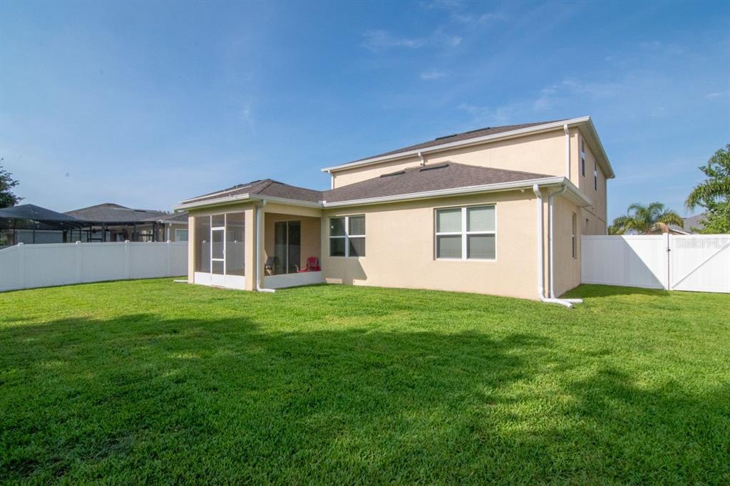 5446 Suncatcher Drive Wesley Chapel, FL 33545 - Photo 28 of 48