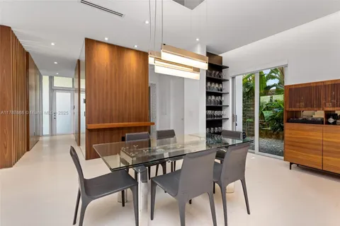$4,750,000 | 4039 Ventura Avenue, Miami, FL 33133