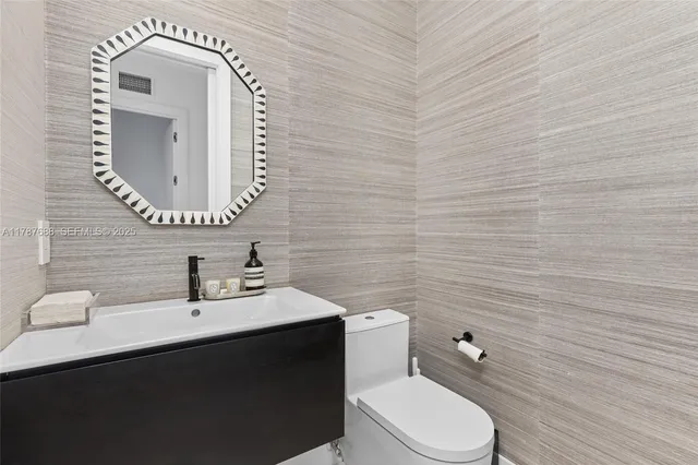 $4,500,000 | 4039 Ventura Avenue, Miami, FL 33133