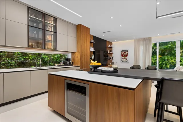 $4,750,000 | 4039 Ventura Avenue, Miami, FL 33133