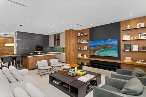 $4,750,000 | 4039 Ventura Avenue, Miami, FL 33133