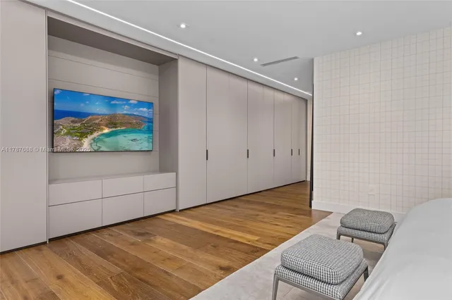 $4,750,000 | 4039 Ventura Avenue, Miami, FL 33133