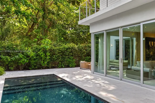 $4,750,000 | 4039 Ventura Avenue, Miami, FL 33133