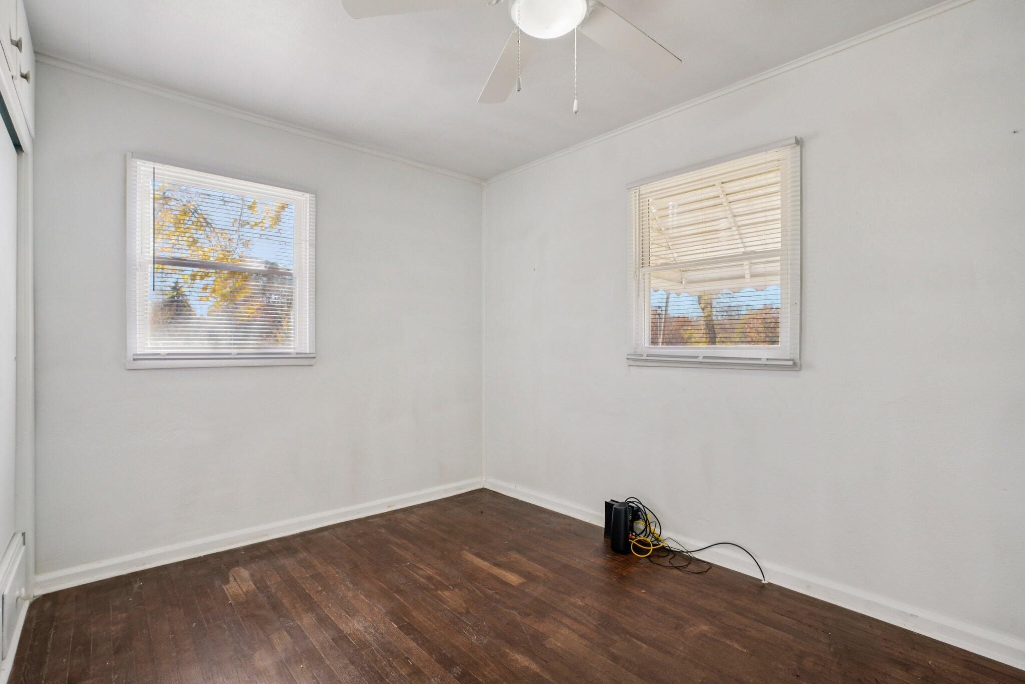 4004 West Congress Street Milwaukee, WI 53209 - Photo 11 of 19 21-web-or-mls-W Congress St-S1311-021