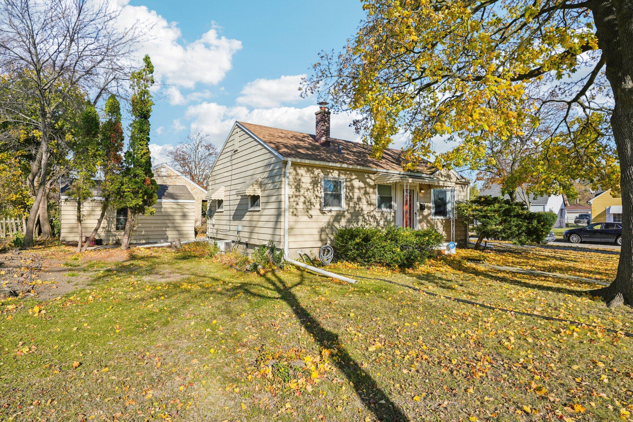 4004 West Congress Street Milwaukee, WI 53209 - Photo 18 of 19 2-web-or-mls-W Congress St-S1311-002