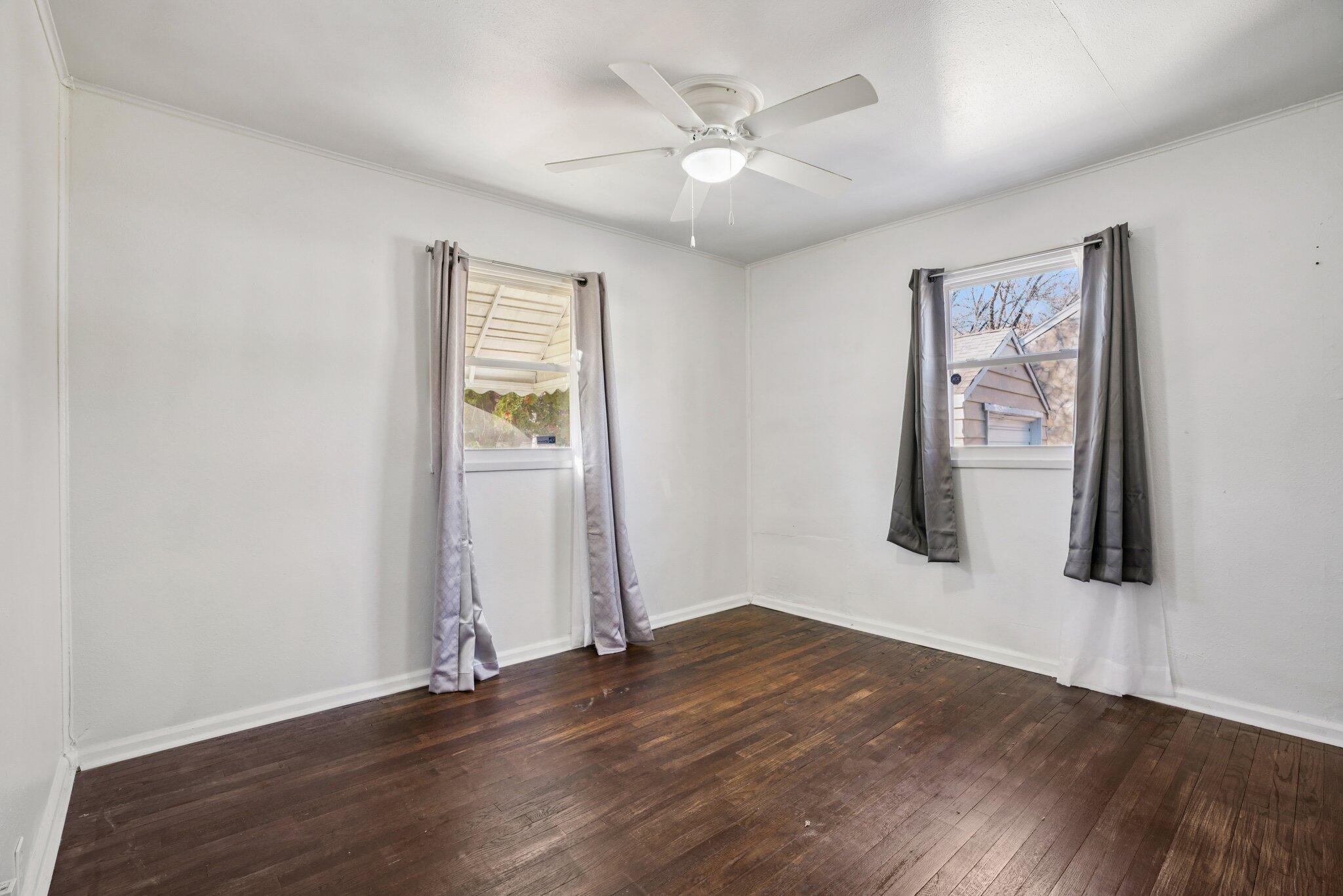 4004 West Congress Street Milwaukee, WI 53209 - Photo 8 of 19 18-web-or-mls-W Congress St-S1311-018