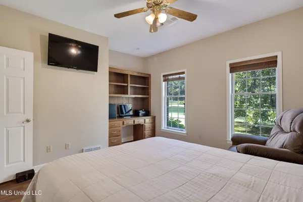 $999,995 | 12965 Whispering Pines Drive, Olive Branch, MS 38654