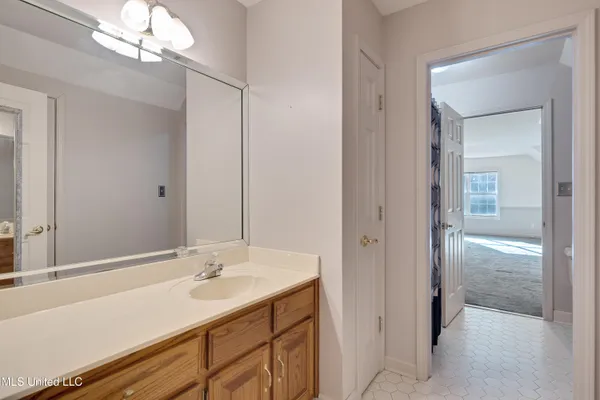 $999,995 | 12965 Whispering Pines Drive, Olive Branch, MS 38654