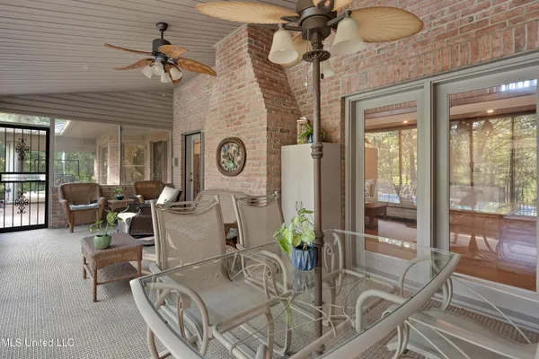 $999,995 | 12965 Whispering Pines Drive, Olive Branch, MS 38654