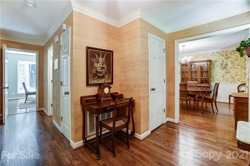 541 Harrogate Road Matthews, NC 28105 - Photo 11 of 27 Gallery Image 11