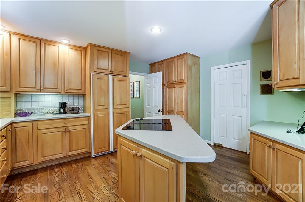 541 Harrogate Road Matthews, NC 28105 - Photo 15 of 27 Gallery Image 15
