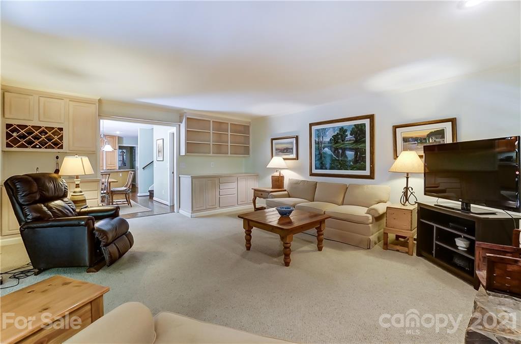 541 Harrogate Road Matthews, NC 28105 - Photo 19 of 27 Gallery Image 19
